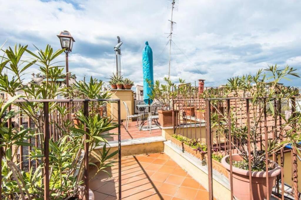 Pallaro Terrace Apartment Рим Екстериор снимка