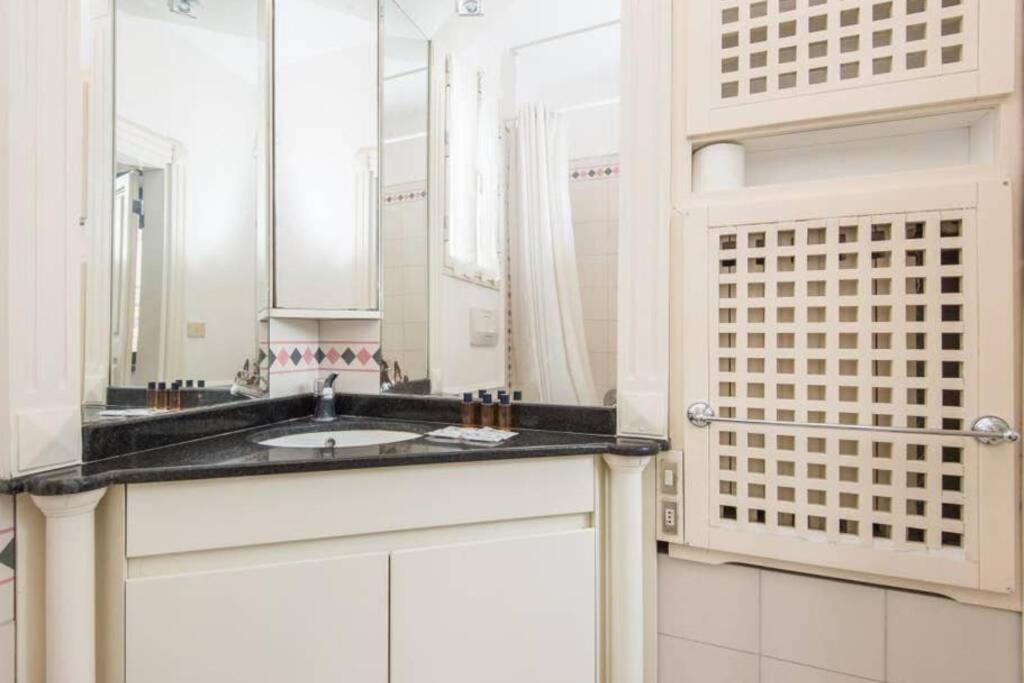 Pallaro Terrace Apartment Рим Екстериор снимка