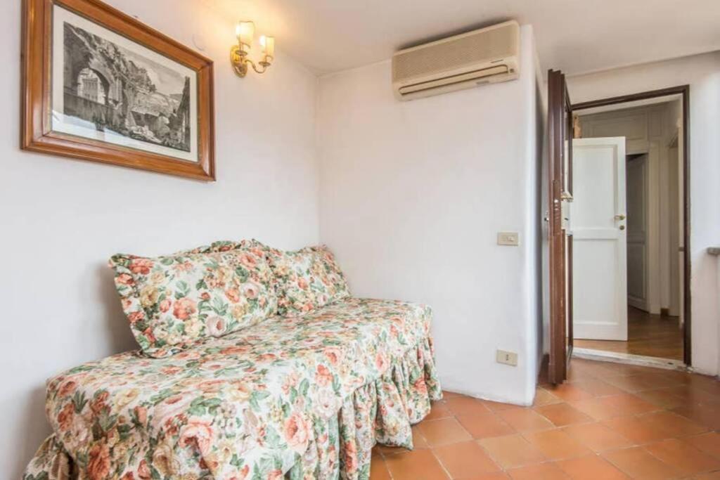 Pallaro Terrace Apartment Рим Екстериор снимка